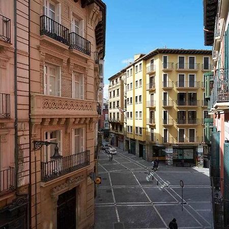 Apartamento Ayla Ayuntamiento Pamplona Exterior foto