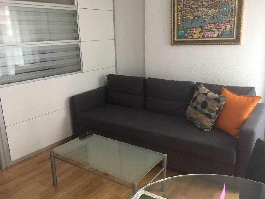Apartamento Ayla Ayuntamiento Pamplona Exterior foto
