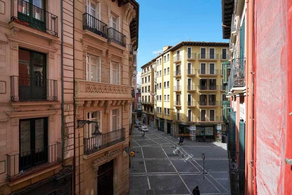 Apartamento Ayla Ayuntamiento Pamplona Exterior foto